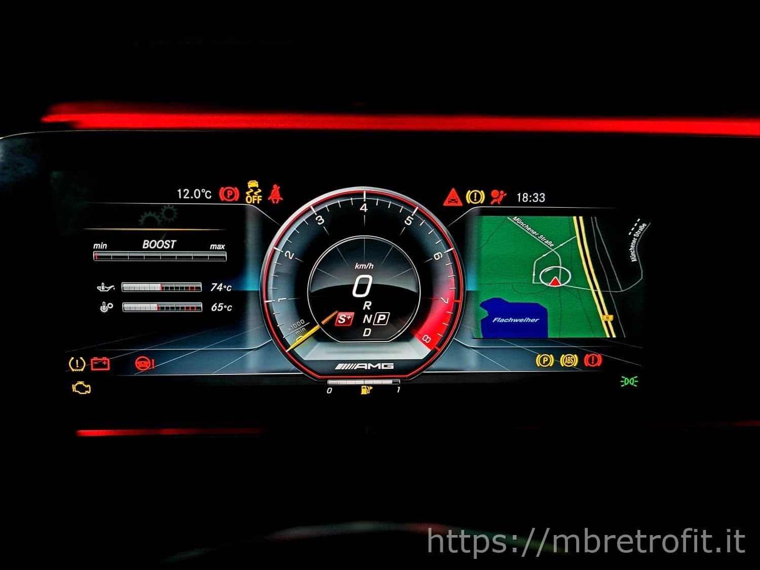 AMG menu shown on a Mercedes W176 cluster, example 14