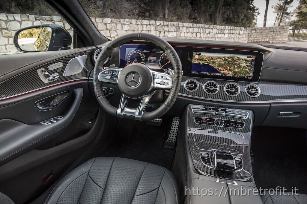 U86 AMG steering wheel